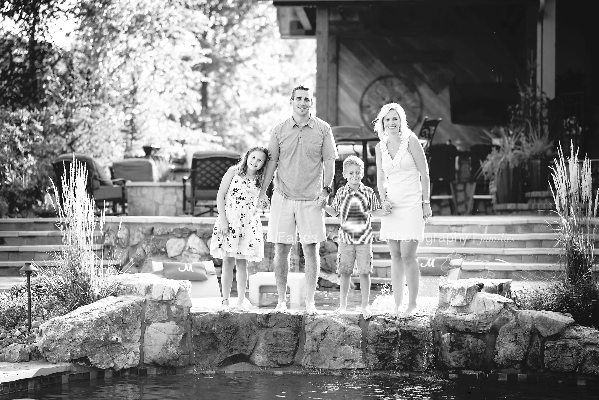 Kansas City pool session | helenransomphotography.com